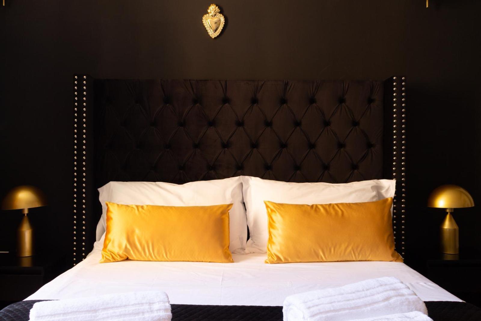 Tp Apartment Luxury San Giovanni โรม ภายนอก รูปภาพ